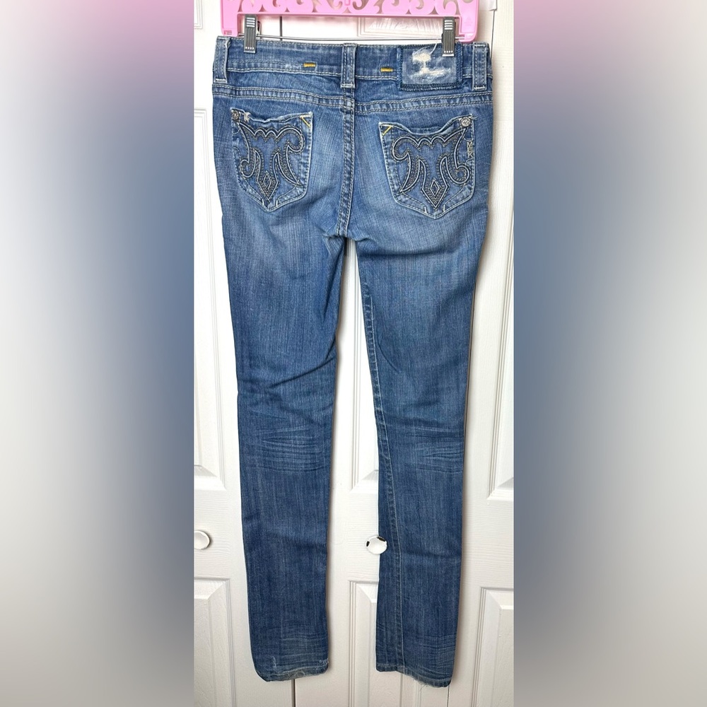 MEK Denim Acapulco Straight Jeans Medium Distressed Wash Slim Skinny Low Rise
